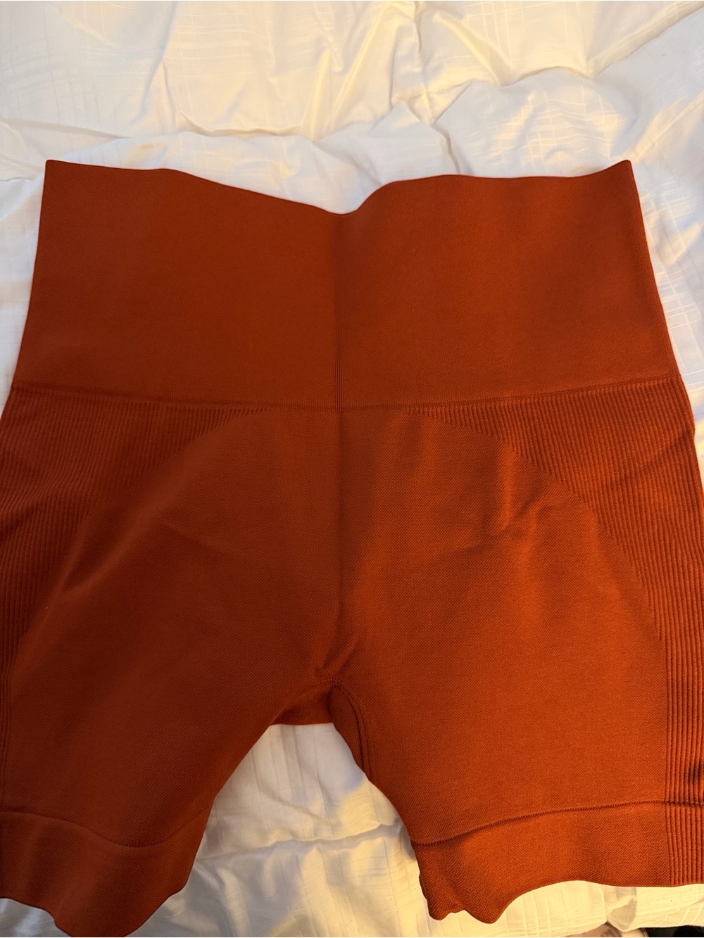 SET ACTIVE. Red seamless bike shorts. Size small. Worn once - Picture 2 of 4